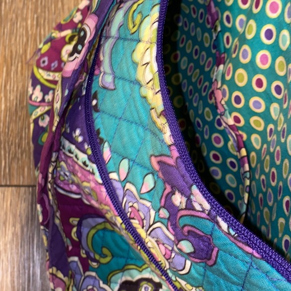 Vera Bradley Lot (includes two bags, one wallet) - Picture 8 of 12